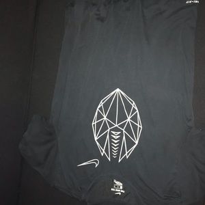 Nike basket ball dry fit shirt